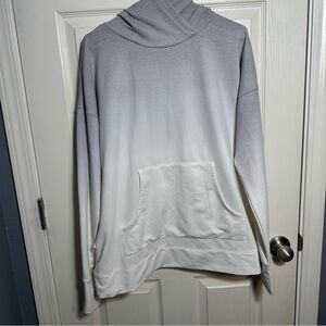 Women’s CALIA by Carrie Underwood Light Gray and White Ombre Hoodie, size Large